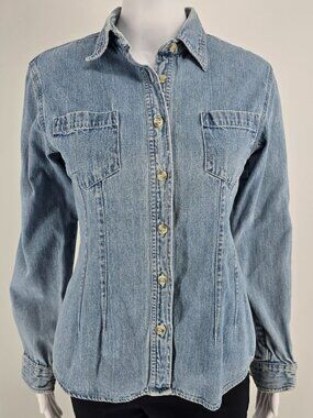 Vintage 1990s A*O American Outpost Women's Light Wash Denim Button-up Shirt (M)